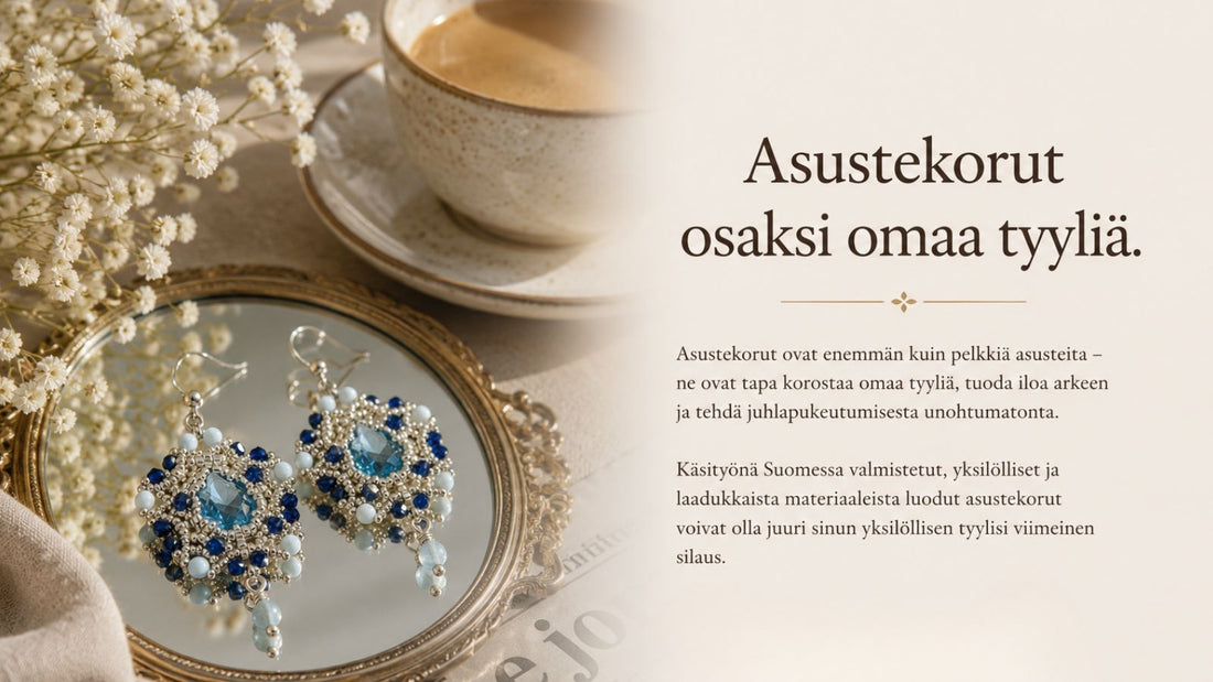 Uniikit sinisävyiset käsintehdyt korvakorut editorial-tyylisessä asetelmassa peilin, kukkien ja pehmeän luonnonvalon kanssa