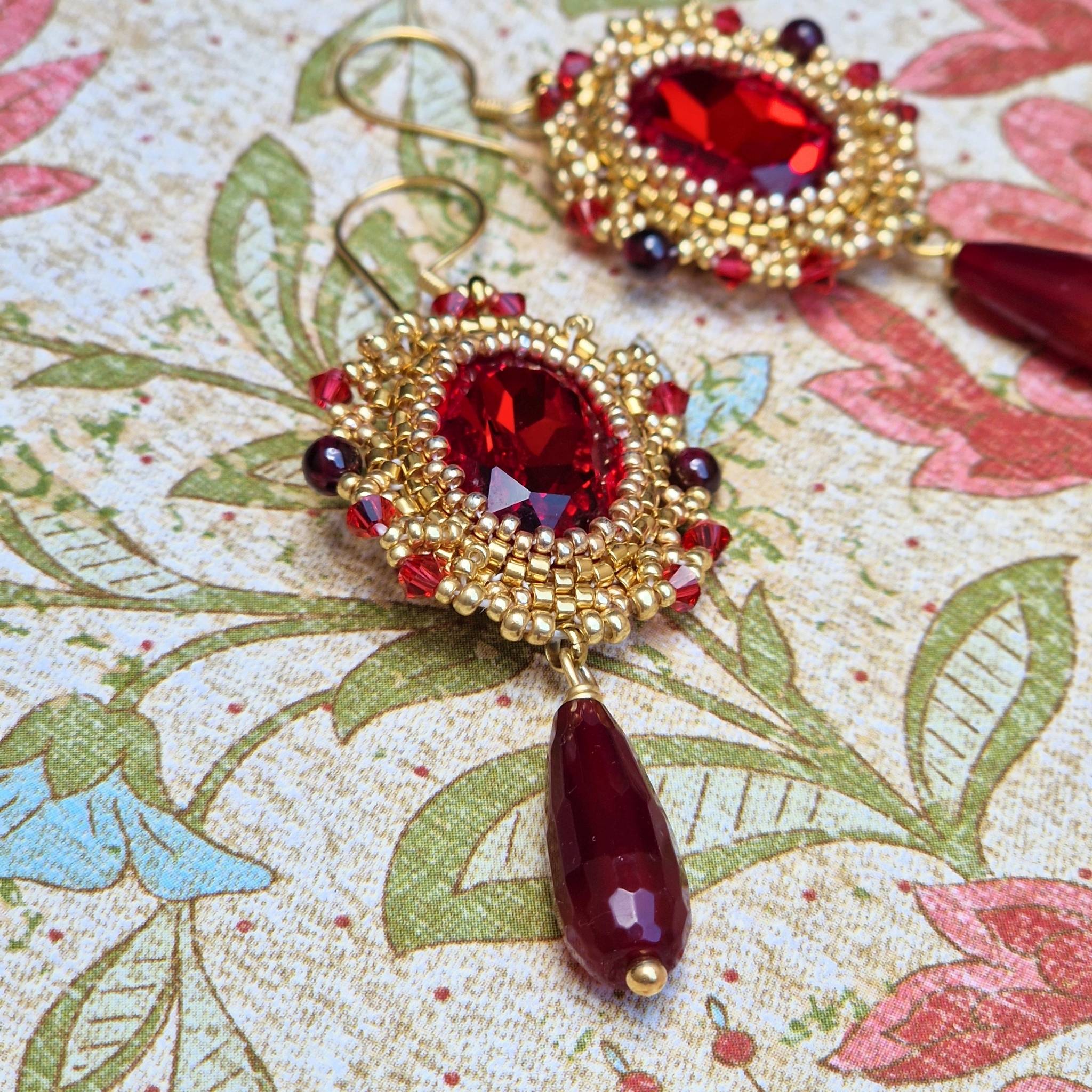Scarlet Première Earrings